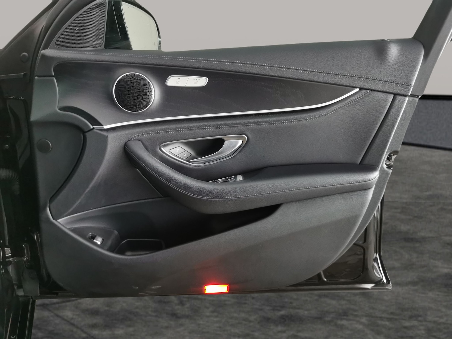 Used Mercedes-Benz E Class 2019 for sale - 77639926: Photo 34