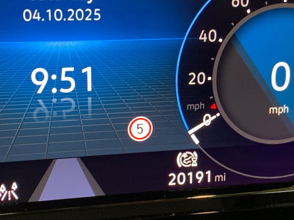 Used Volkswagen Golf 2023 for sale - 76222289: Photo 28
