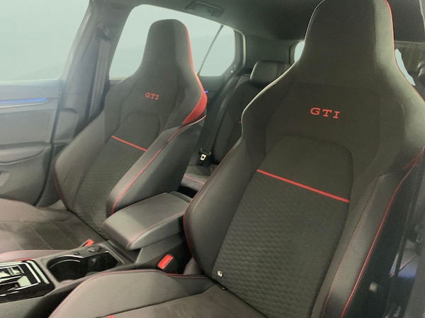Used Volkswagen Golf 2023 for sale - 76222289: Photo 33