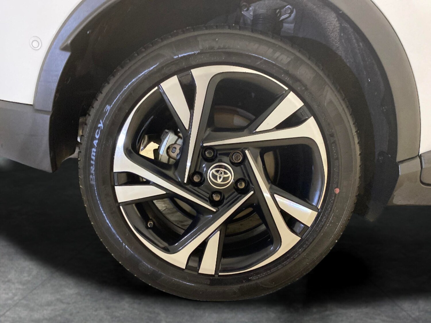 Used Toyota C-HR 2023 for sale - 78139956: Photo 25