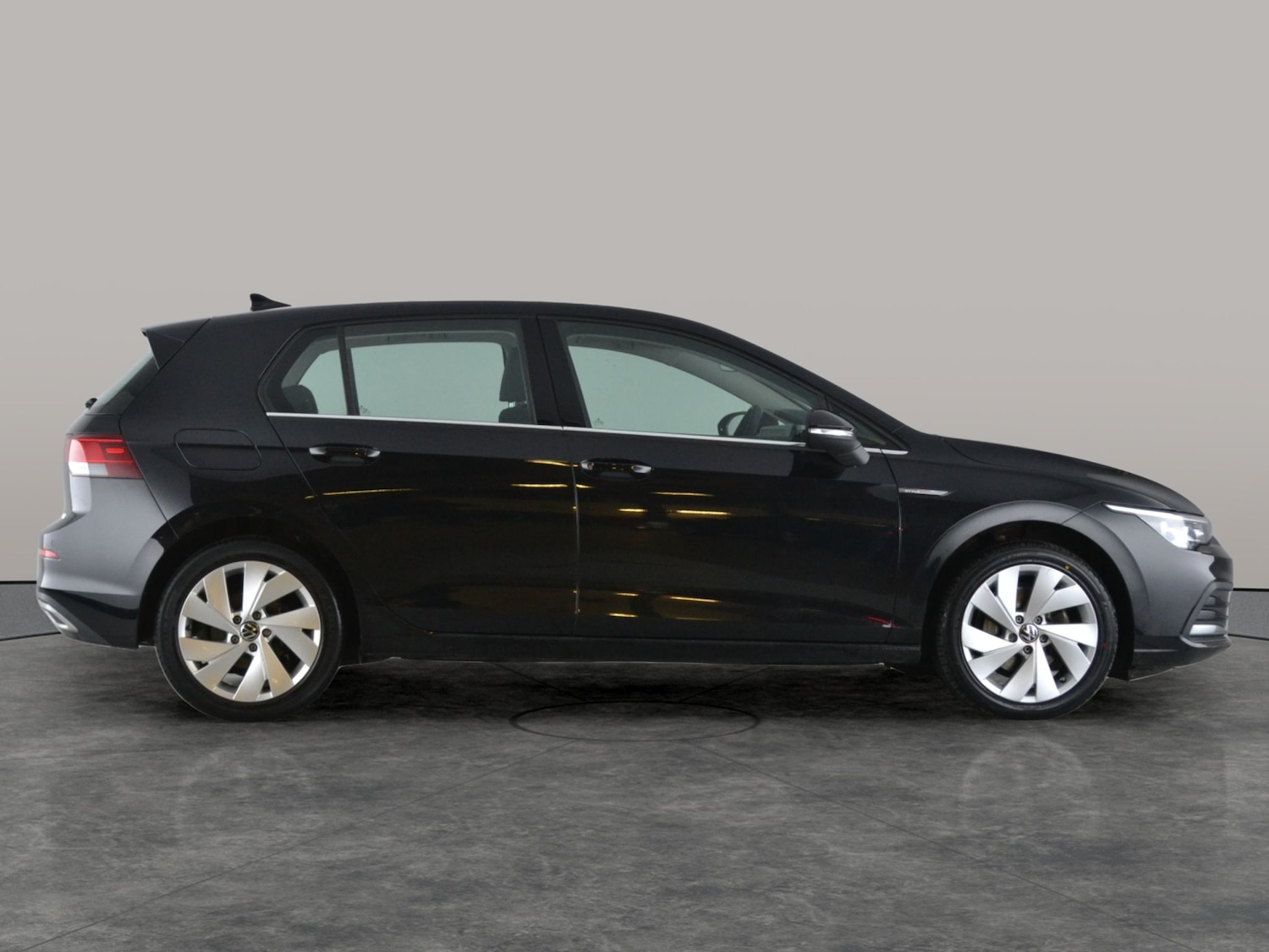 Used Volkswagen Golf 2020 for sale - 77293813: Photo 10