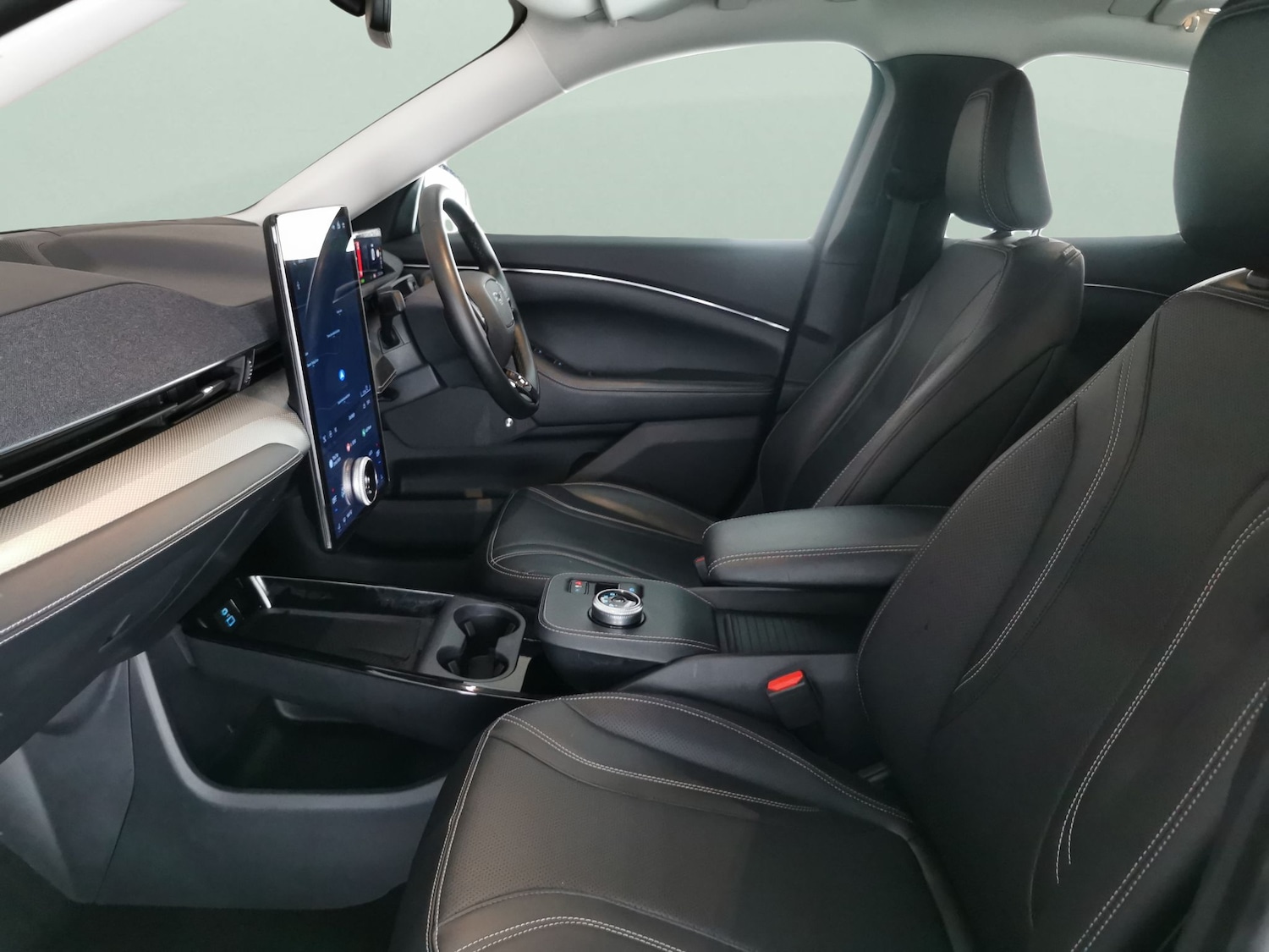 Used Ford Mustang Mach-E 2022 for sale - 76947116: Photo 4