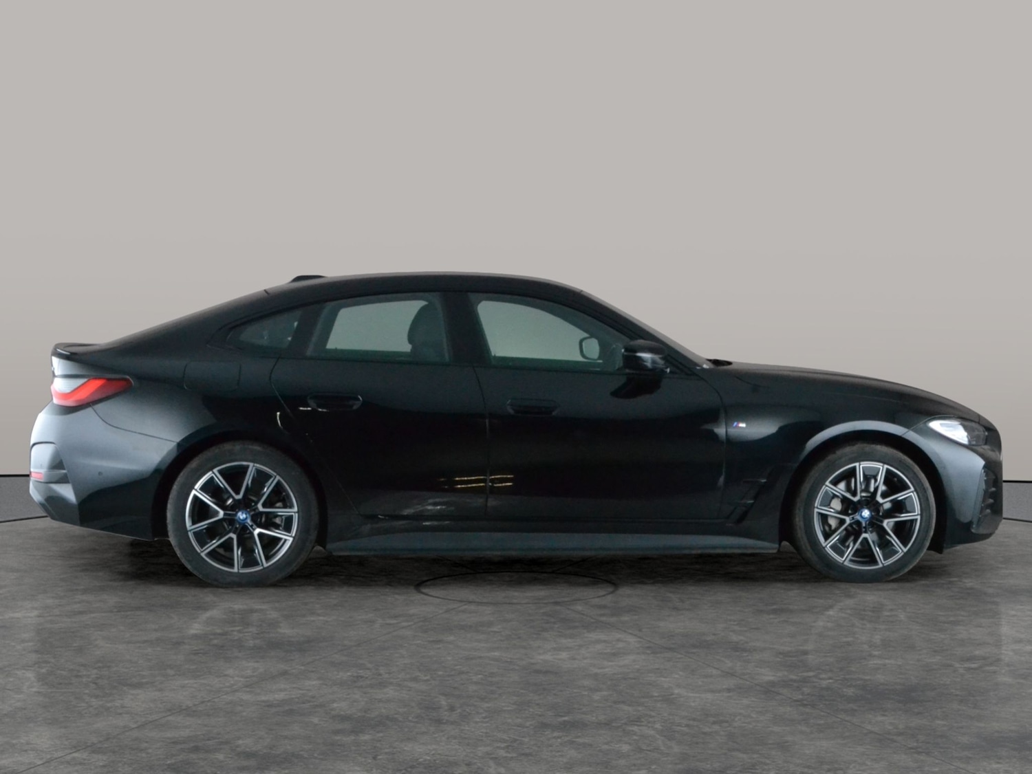 Used BMW i4 2022 for sale - 77219111: Photo 10