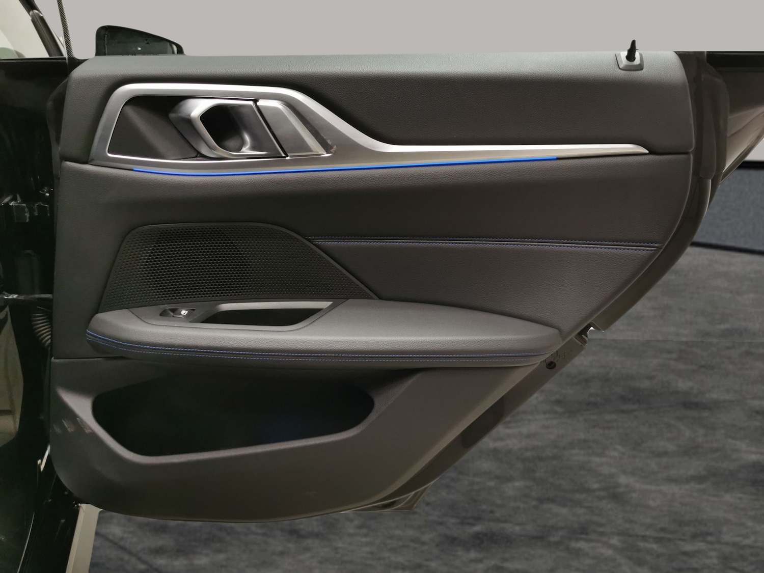 Used BMW i4 2022 for sale - 77219111: Photo 25