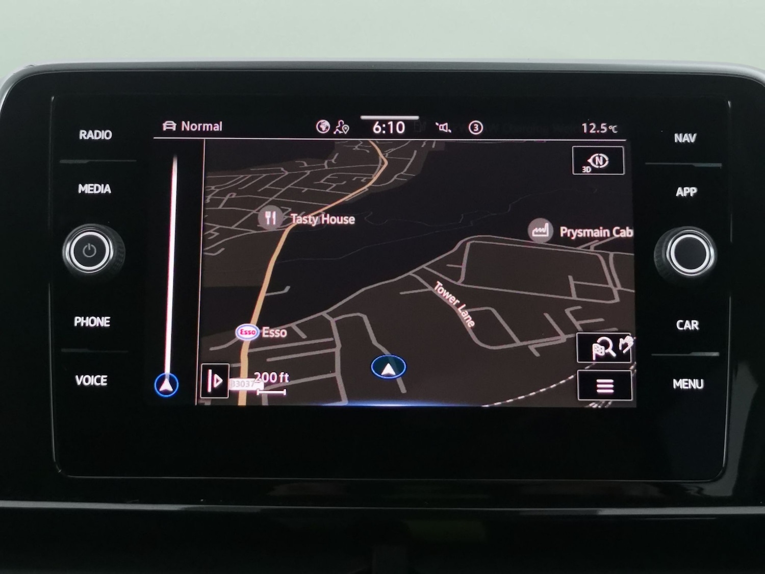 Used Volkswagen T-Roc 2022 for sale - 76854798: Photo 5