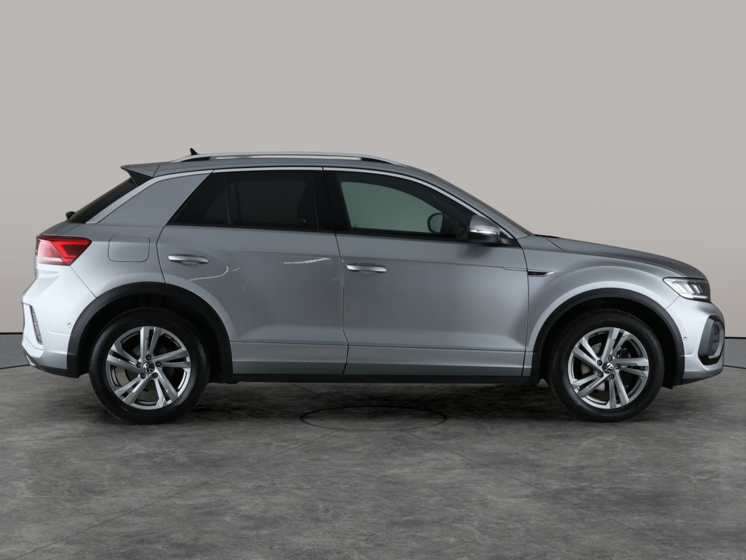Used Volkswagen T-Roc 2022 for sale - 76854798: Photo 9