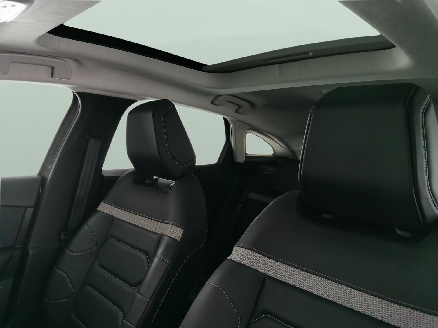 Used Citroen C4 2022 for sale - 77180477: Photo 5