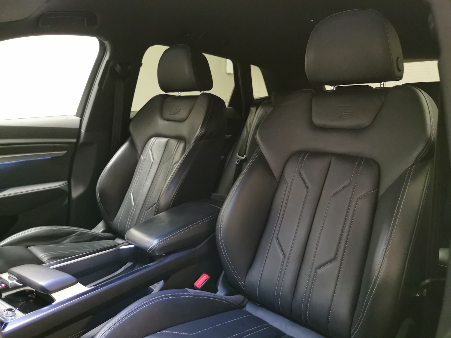 Used Audi e-tron 2021 for sale - 77665425: Photo 7