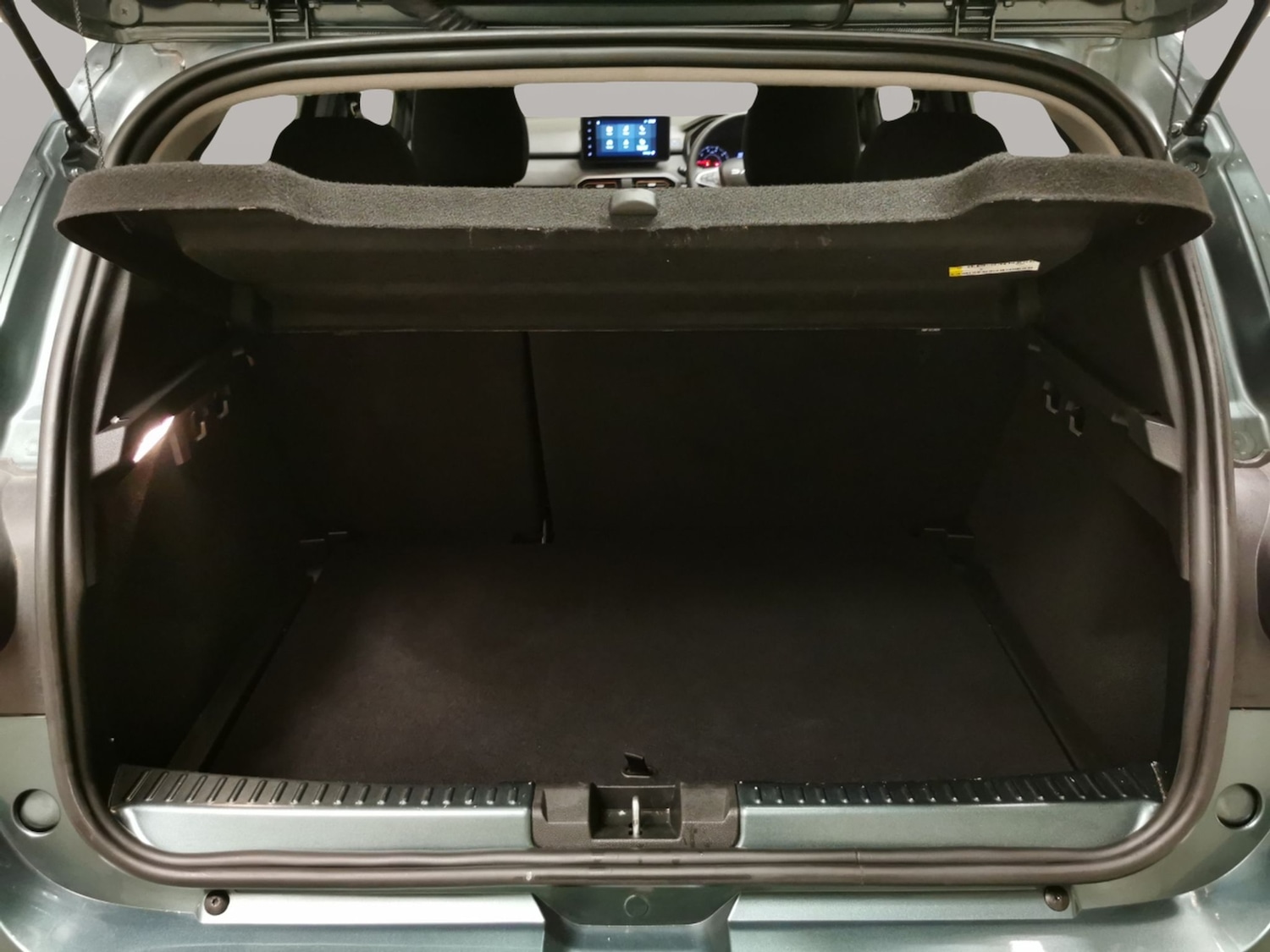 Used Dacia Sandero Stepway 2024 for sale - 76851509: Photo 31