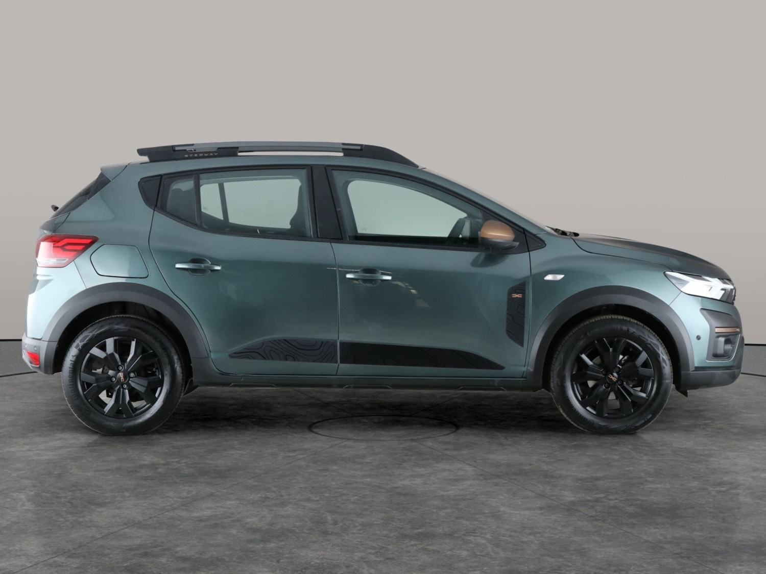 Used Dacia Sandero Stepway 2024 for sale - 76851509: Photo 9