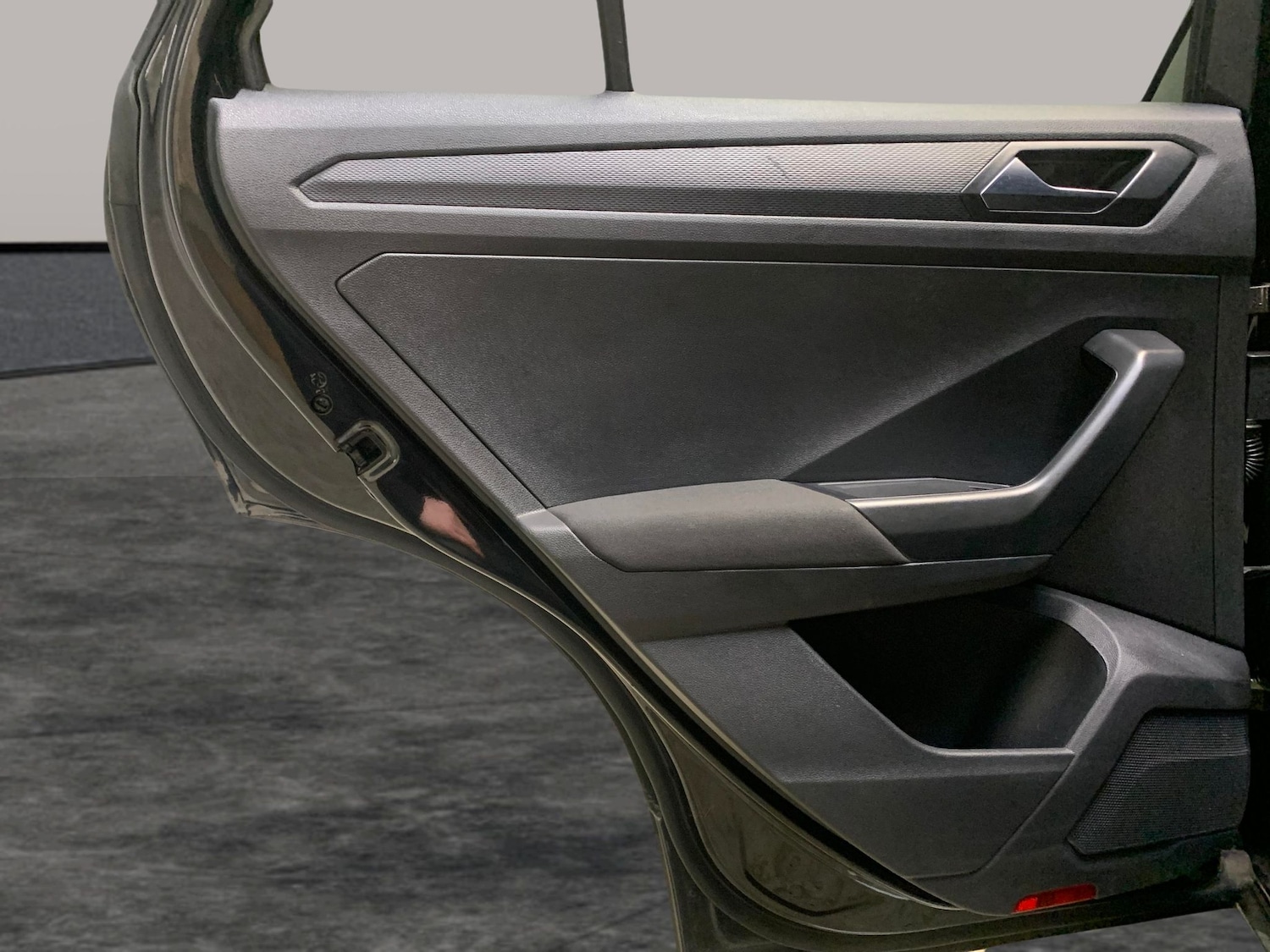 Used Volkswagen T-Roc 2021 for sale - 77635641: Photo 24