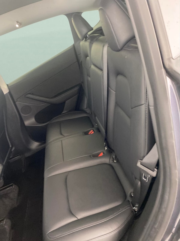 Used Tesla Model Y 2022 for sale - 76312735: Photo 23