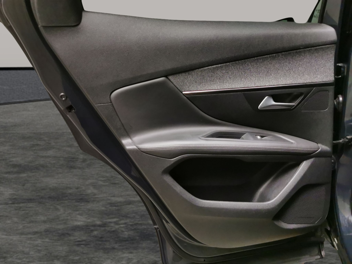 Used Peugeot 3008 2018 for sale - 76545074: Photo 27