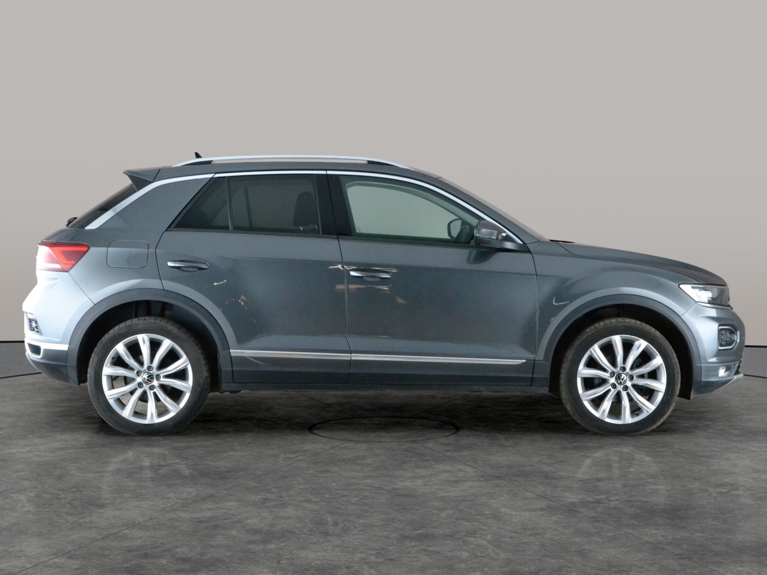 Used Volkswagen T-Roc 2021 for sale - 77899150: Photo 8