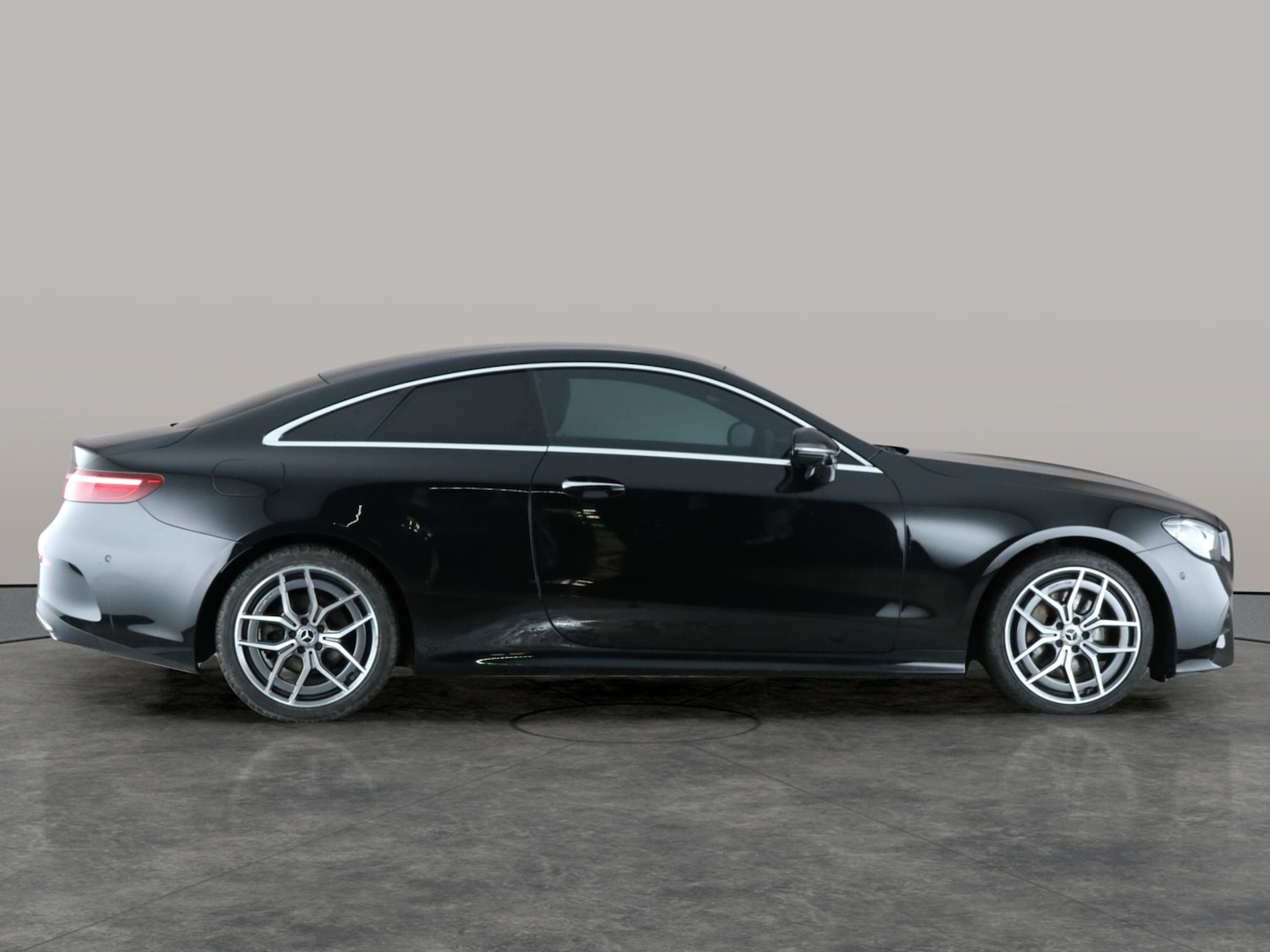 Used Mercedes-Benz E Class 2021 for sale - 76738412: Photo 9