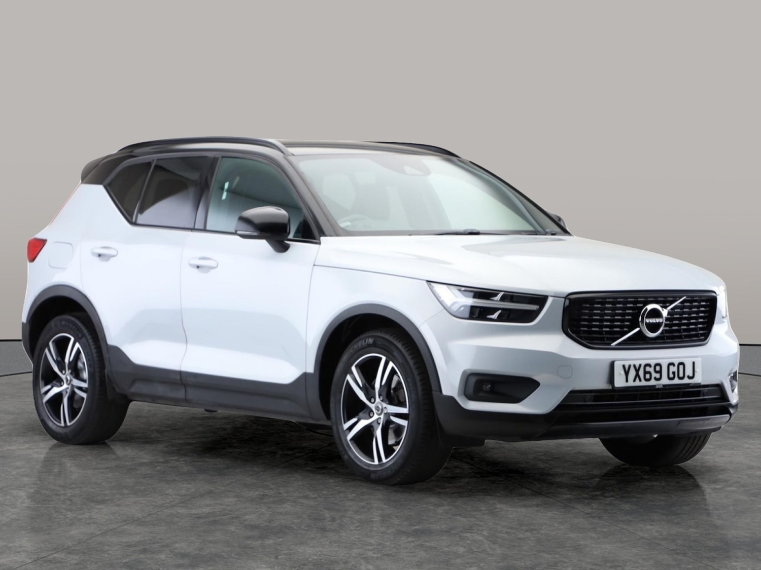 Used Volvo XC40 2019 for sale - 77326646: Photo 4