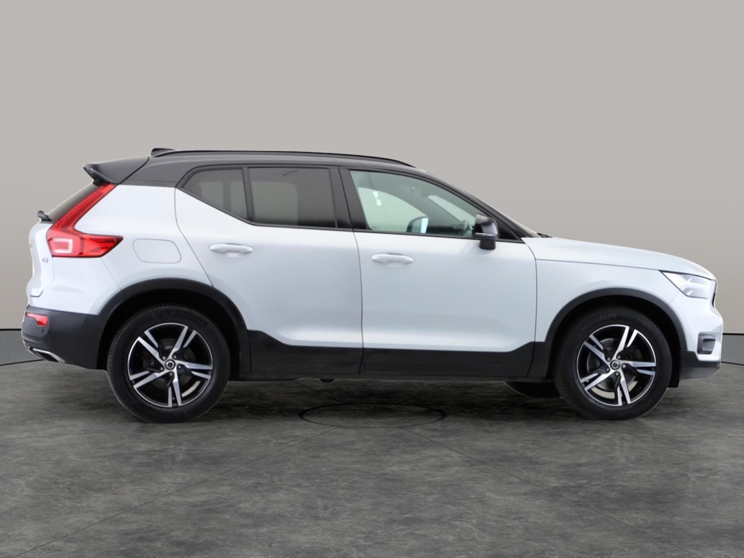 Used Volvo XC40 2019 for sale - 77326646: Photo 5