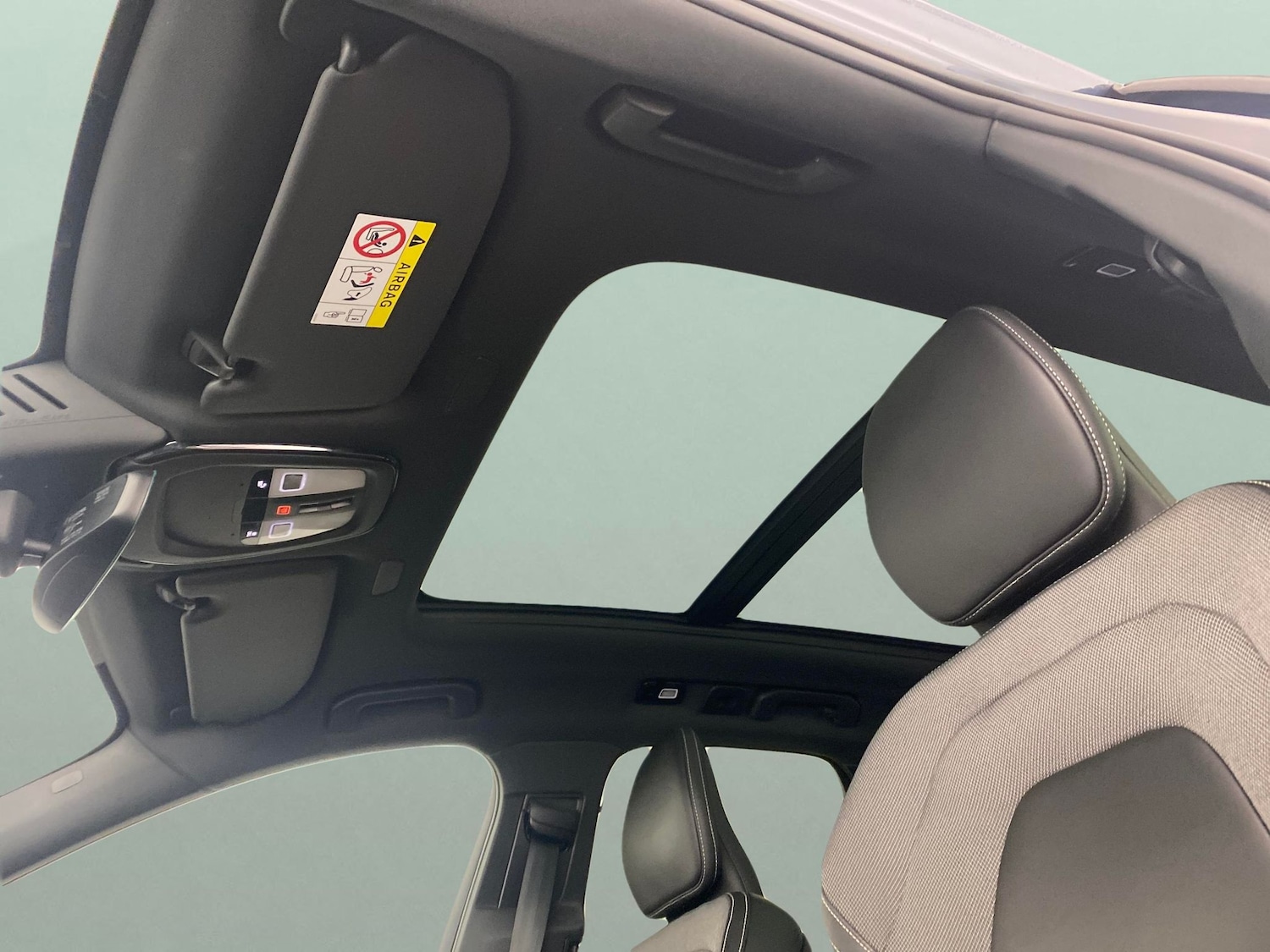 Used Volvo XC60 2021 for sale - 77981299: Photo 5