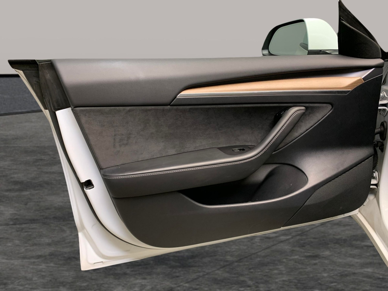 Used Tesla Model 3 2023 for sale - 77165047: Photo 26