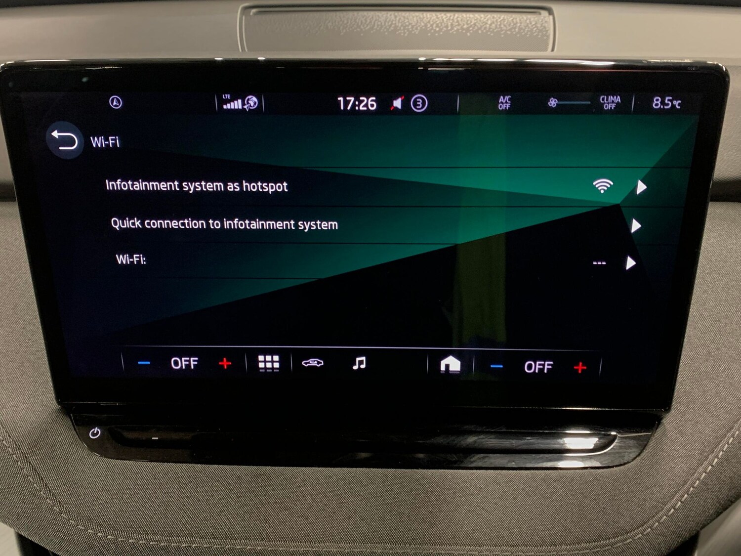 Used Skoda Enyaq 2021 for sale - 77581824: Photo 13