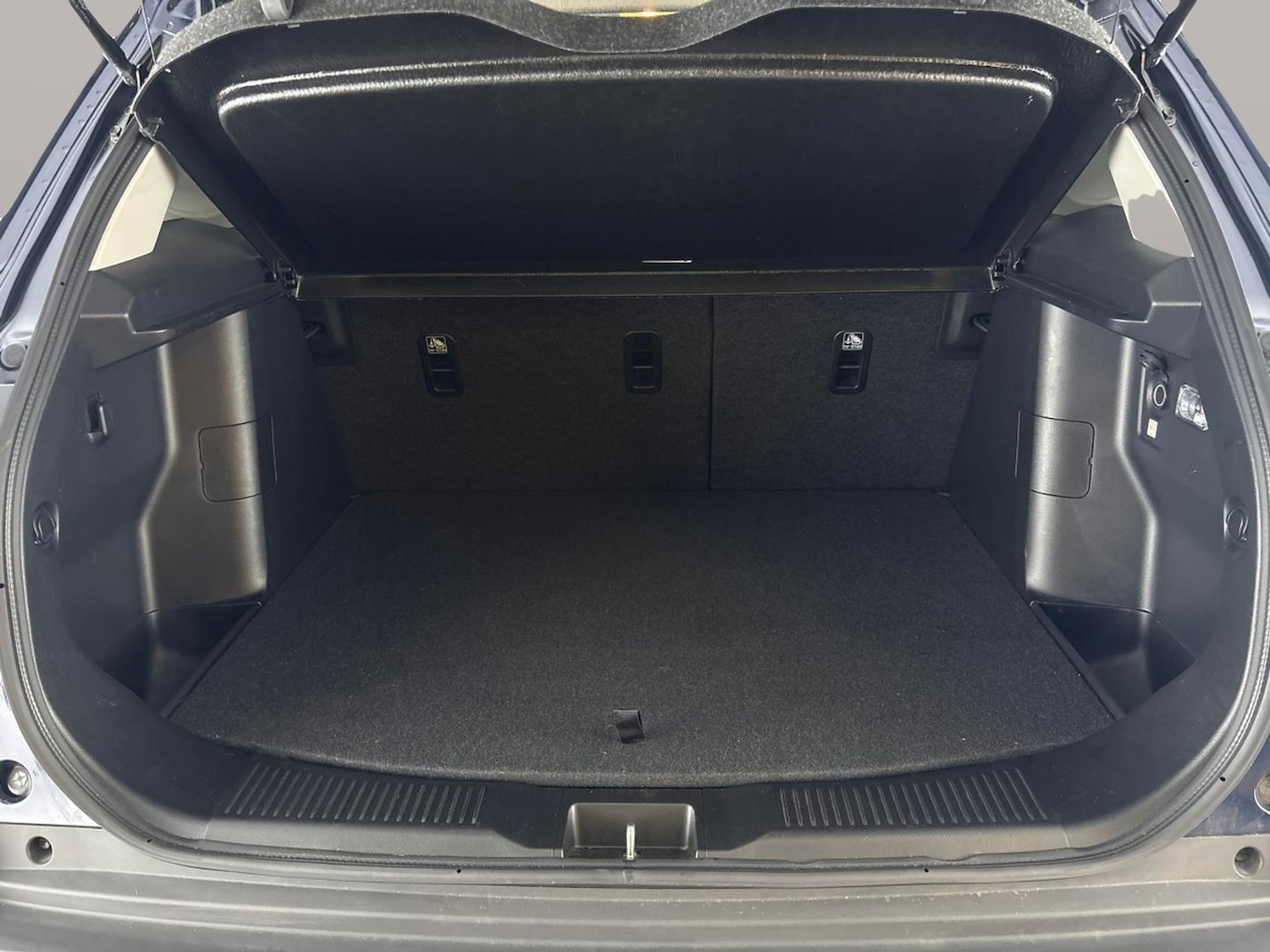 Used Suzuki SX4 S-Cross 2023 for sale - 76915424: Photo 29