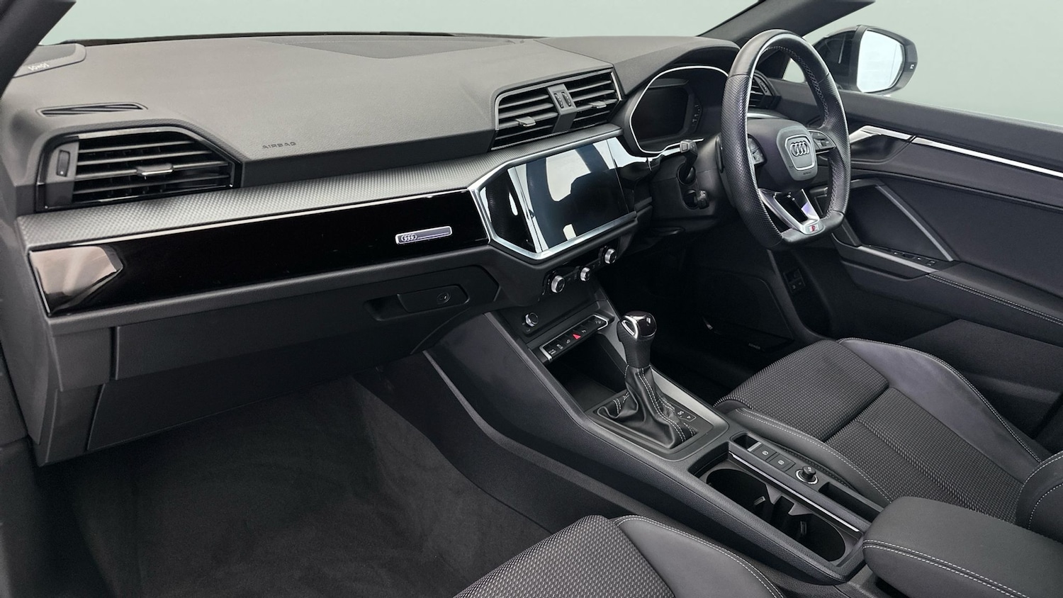 Used Audi Q3 2023 for sale - 77890342: Photo 13