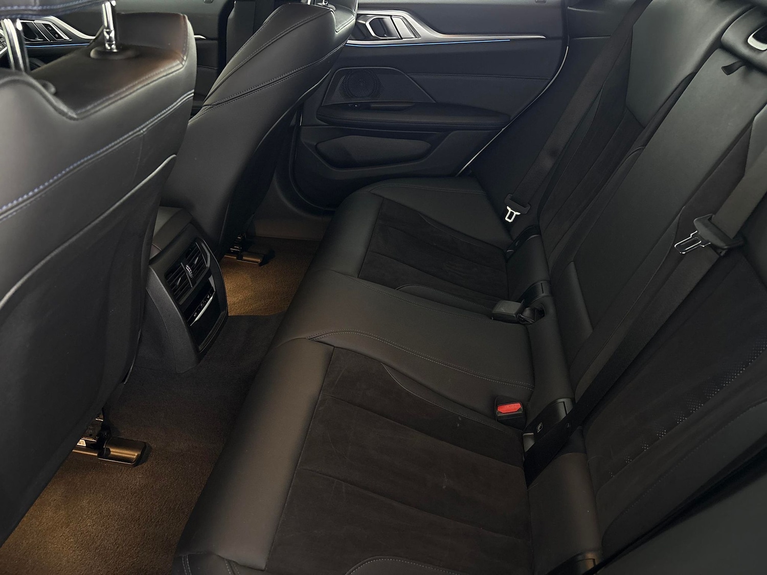 Used BMW i4 2022 for sale - 76947055: Photo 33