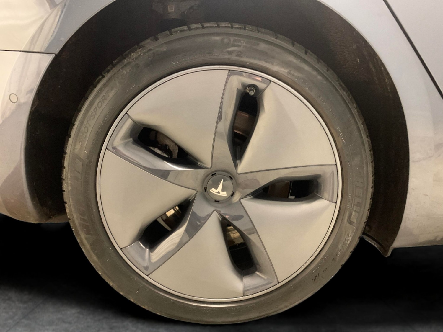 Used Tesla Model 3 2020 for sale - 77170867: Photo 23