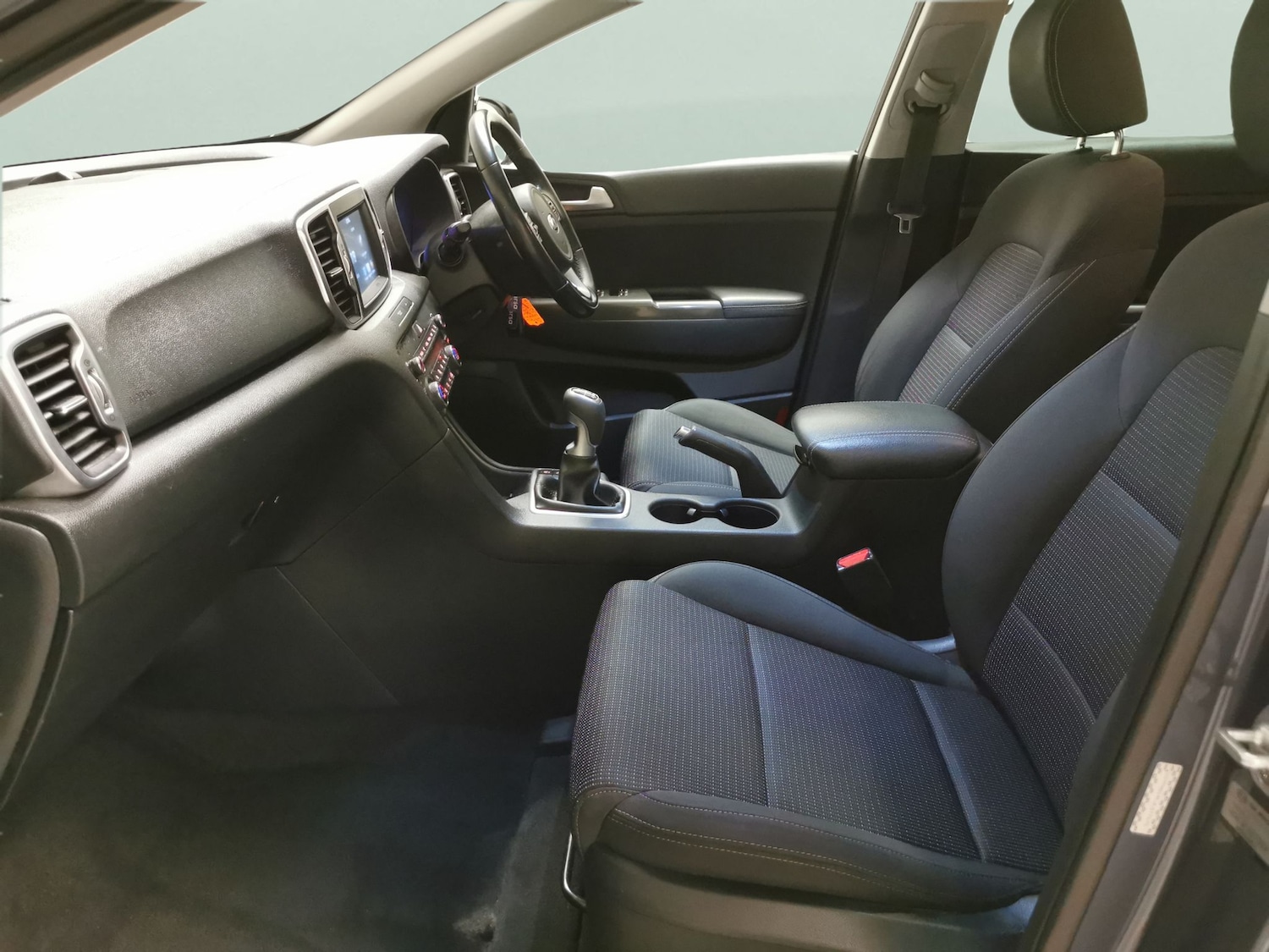 Used Kia Sportage 2018 for sale - 76879136: Photo 4