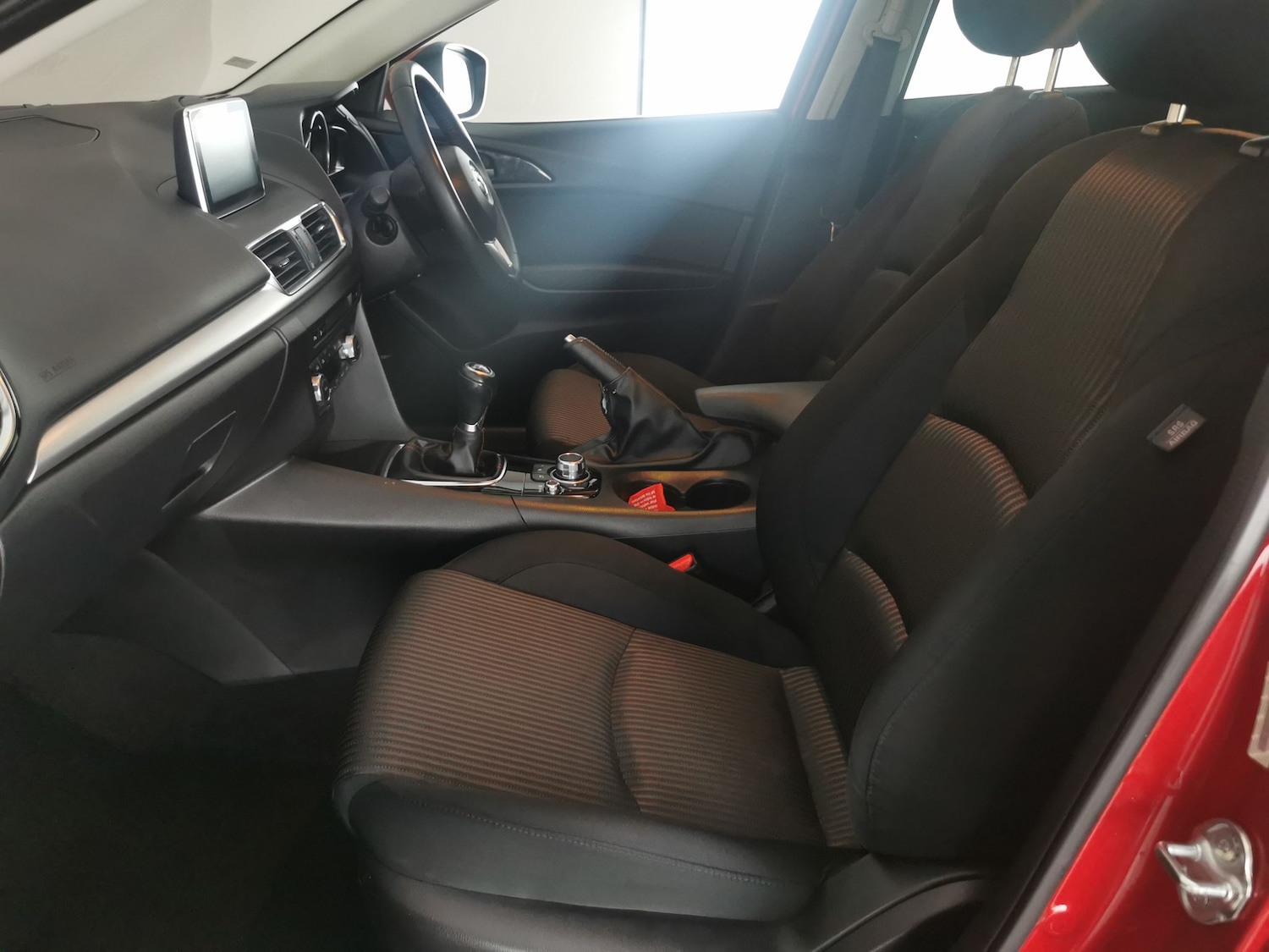 Used Mazda Mazda3 2016 for sale - 76627551: Photo 4