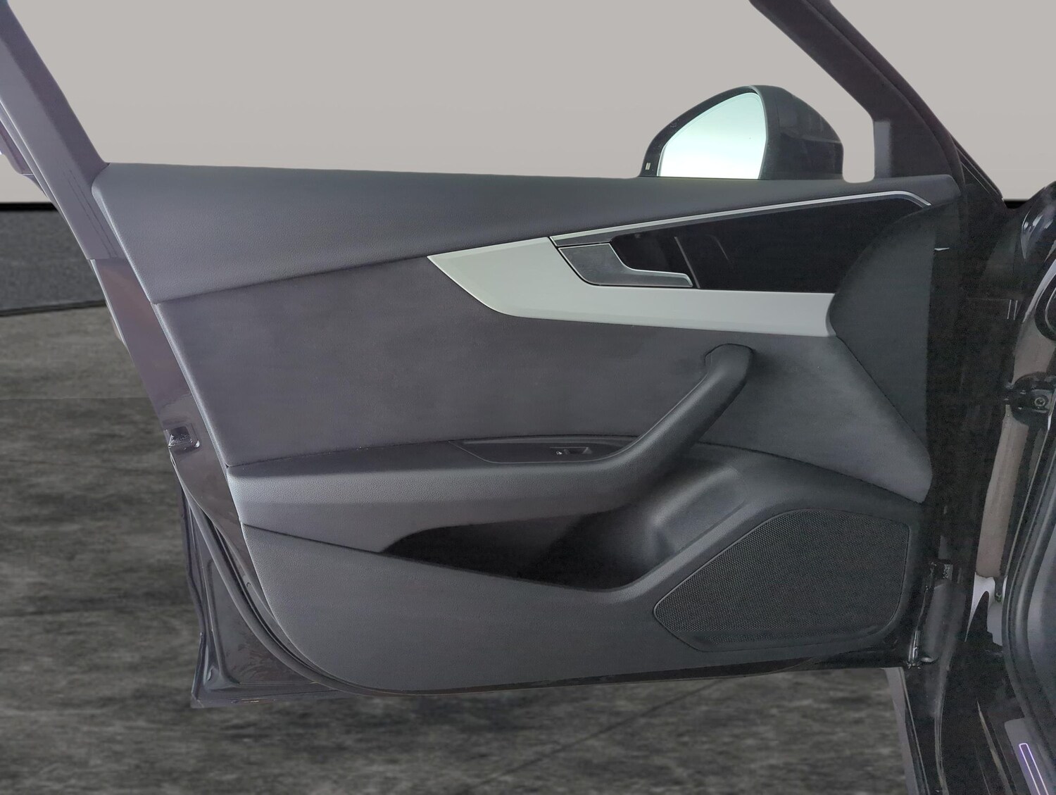 Used Audi A4 2023 for sale - 78054084: Photo 31