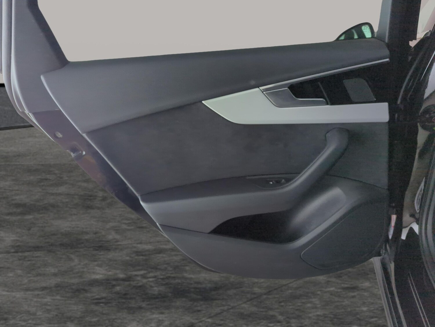 Used Audi A4 2023 for sale - 78054084: Photo 32