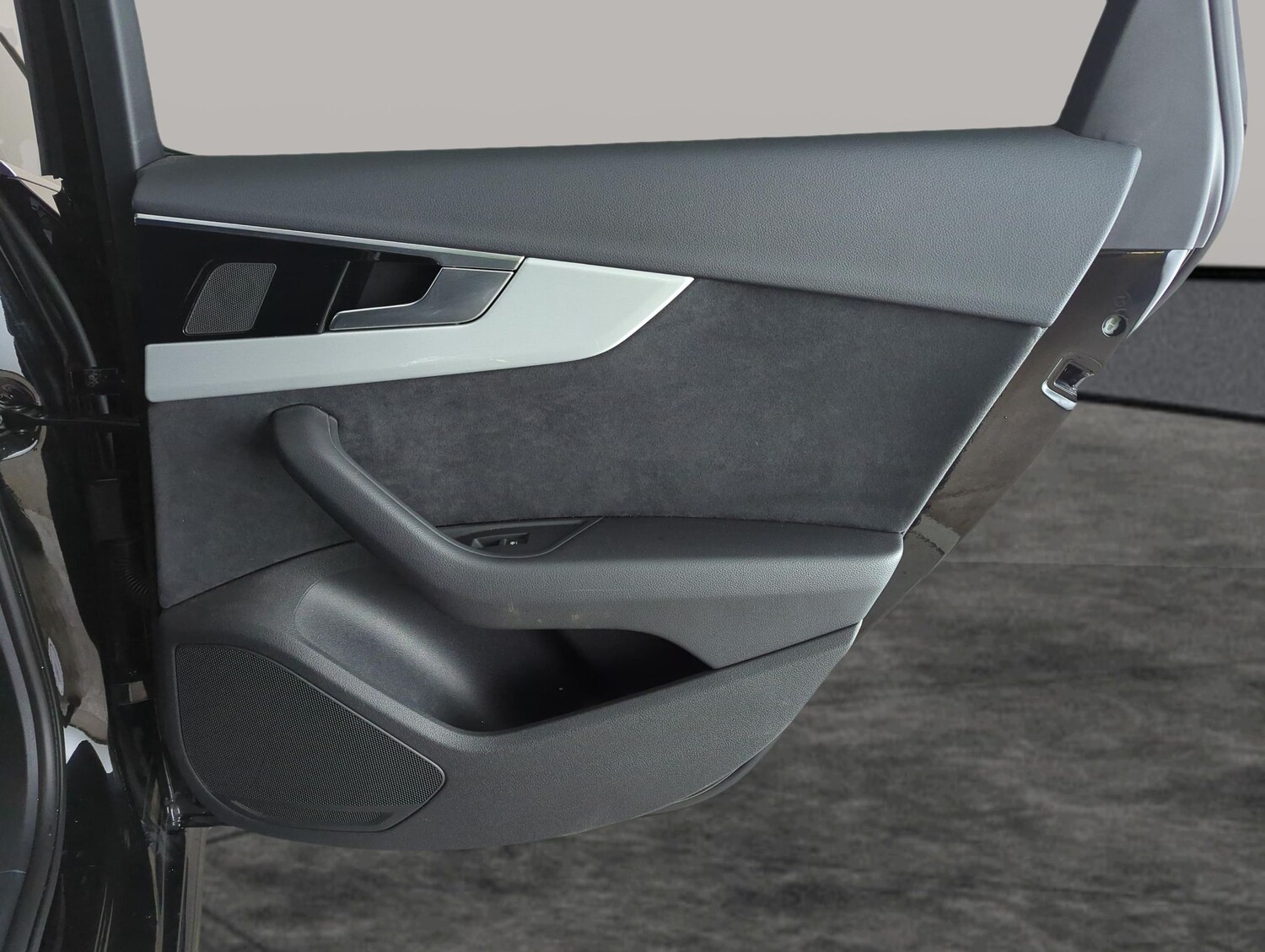 Used Audi A4 2023 for sale - 78054084: Photo 33