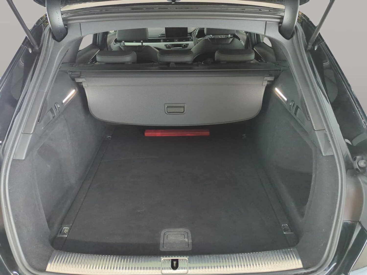 Used Audi A4 2023 for sale - 78054084: Photo 37