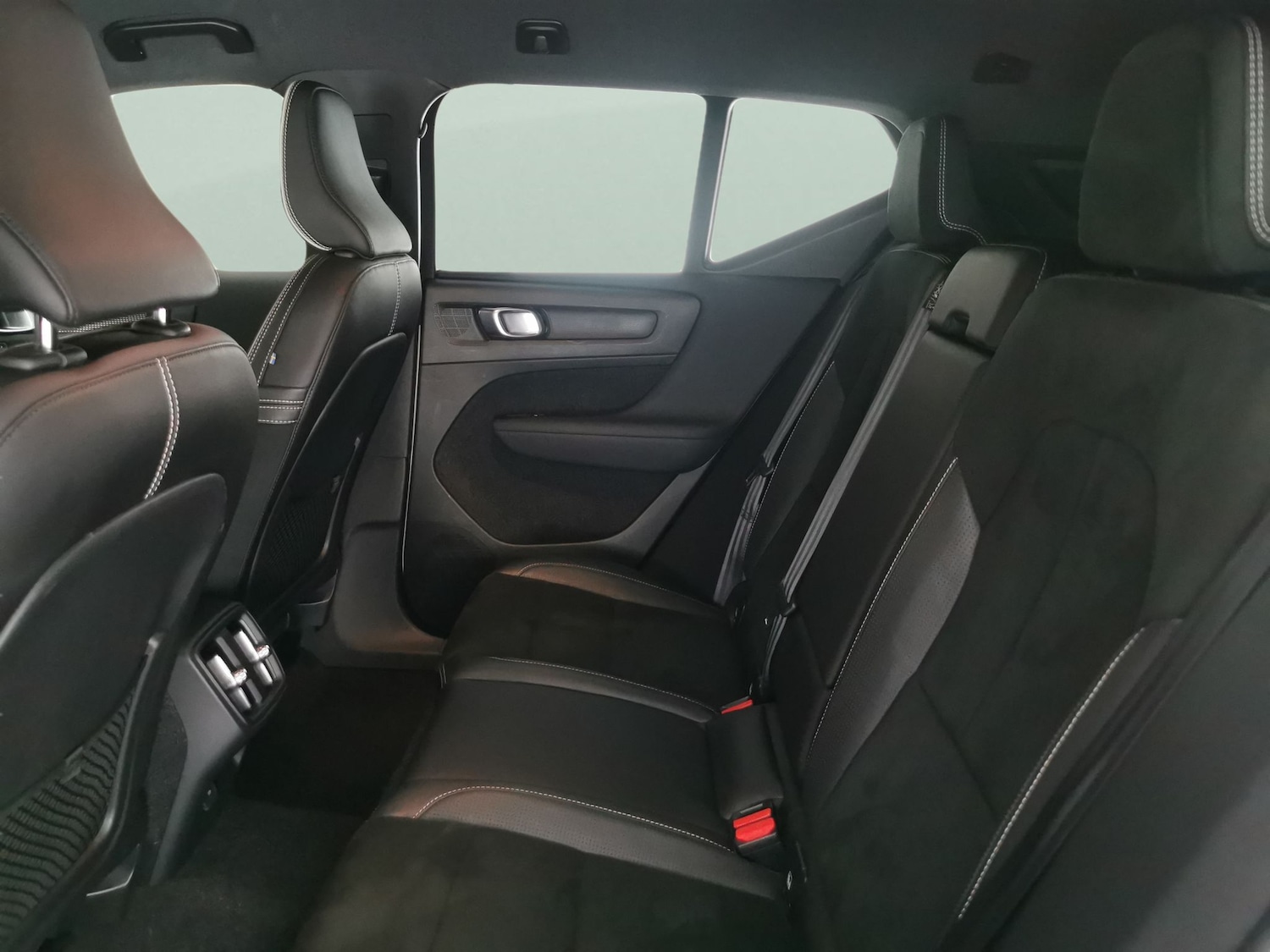 Used Volvo XC40 2019 for sale - 78025383: Photo 27