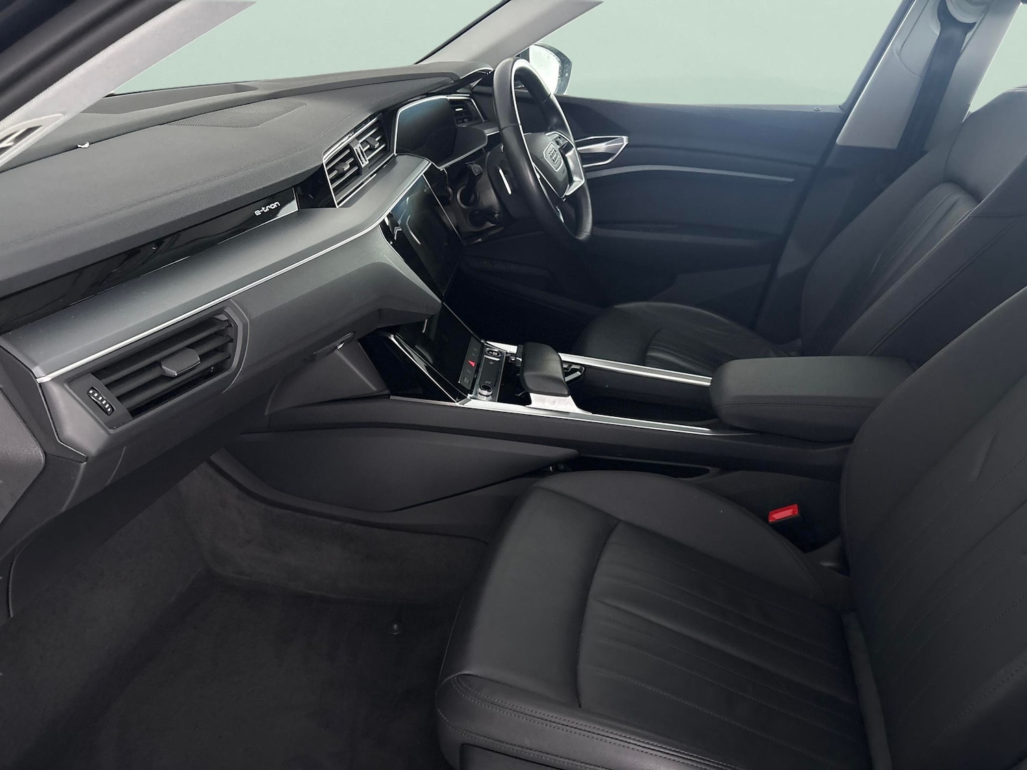 Used Audi e-tron 2021 for sale - 77789944: Photo 4