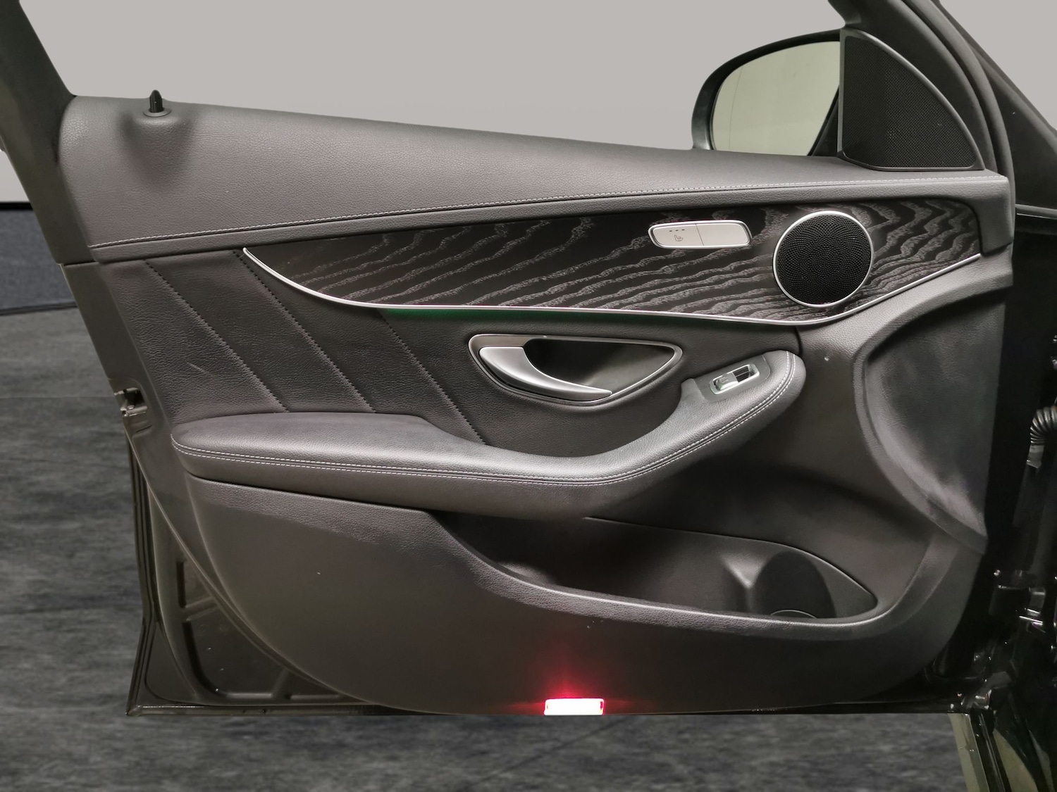 Used Mercedes-Benz C Class 2019 for sale - 76669334: Photo 29