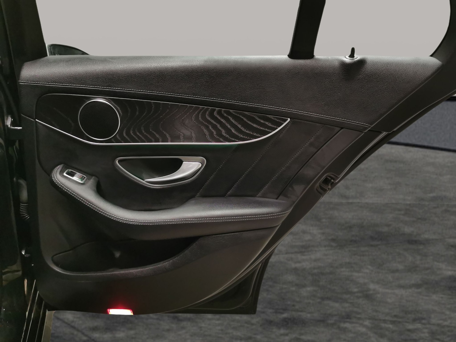 Used Mercedes-Benz C Class 2019 for sale - 76669334: Photo 31