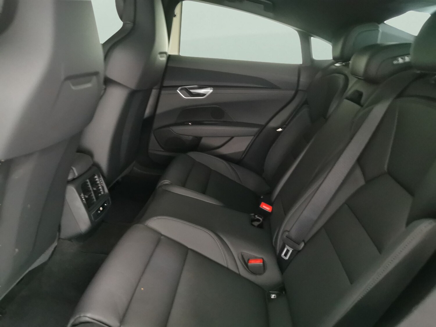 Used Audi e-tron GT 2022 for sale - 77778252: Photo 30