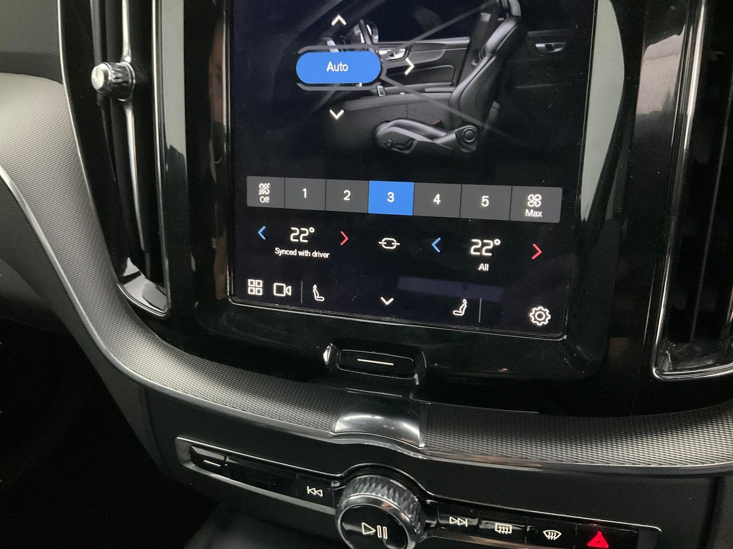 Used Volvo XC60 2022 for sale - 76374892: Photo 26