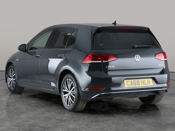 Used Volkswagen Golf 2018 for sale - 76248931: Photo 14