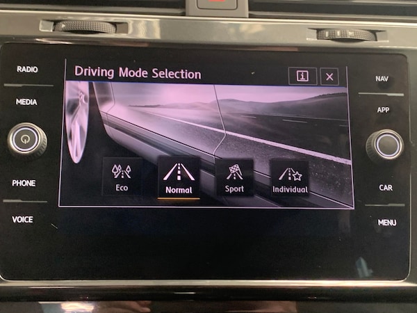 Used Volkswagen Golf 2018 for sale - 76248931: Photo 21