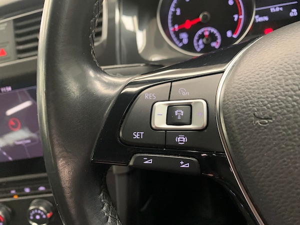 Used Volkswagen Golf 2018 for sale - 76248931: Photo 23