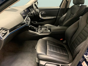 Used BMW 3 Series 2021 for sale - 77979310: Photo