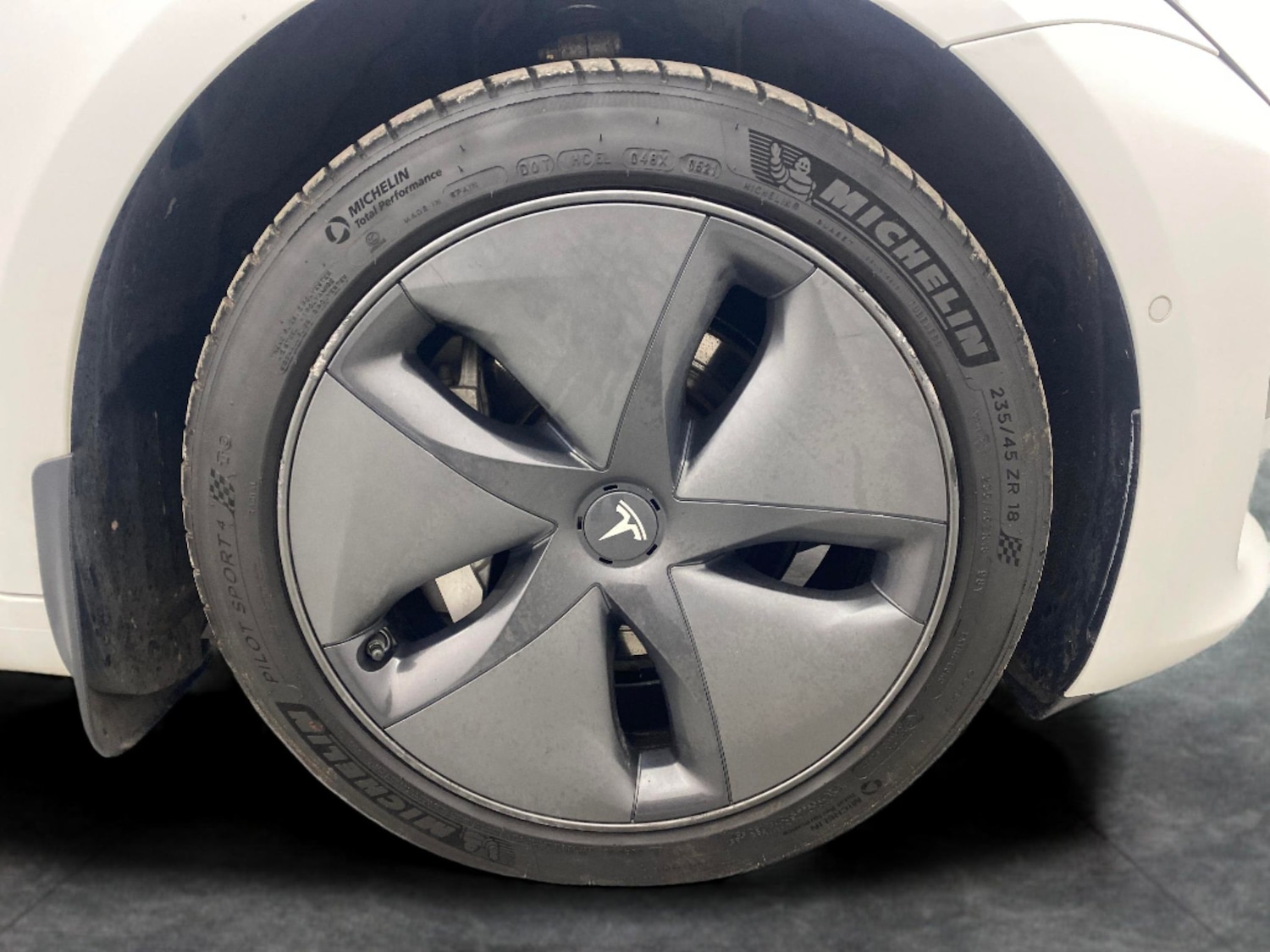 Used Tesla Model 3 2019 for sale - 76494261: Photo 22