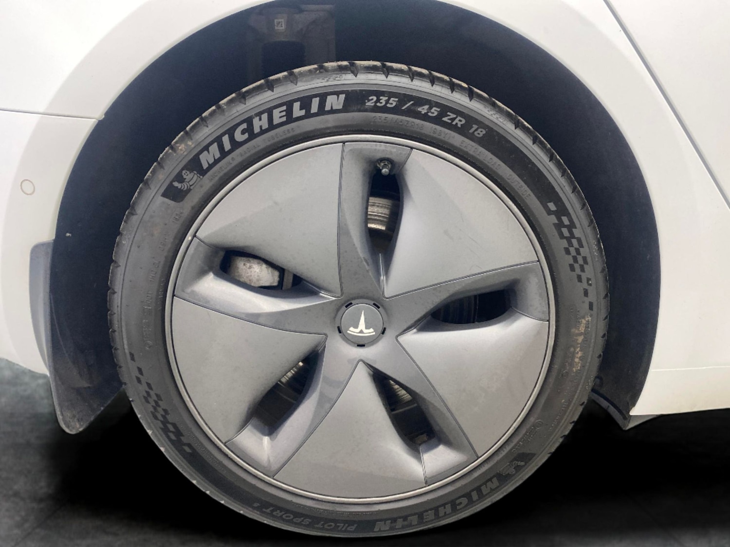 Used Tesla Model 3 2019 for sale - 76494261: Photo 23