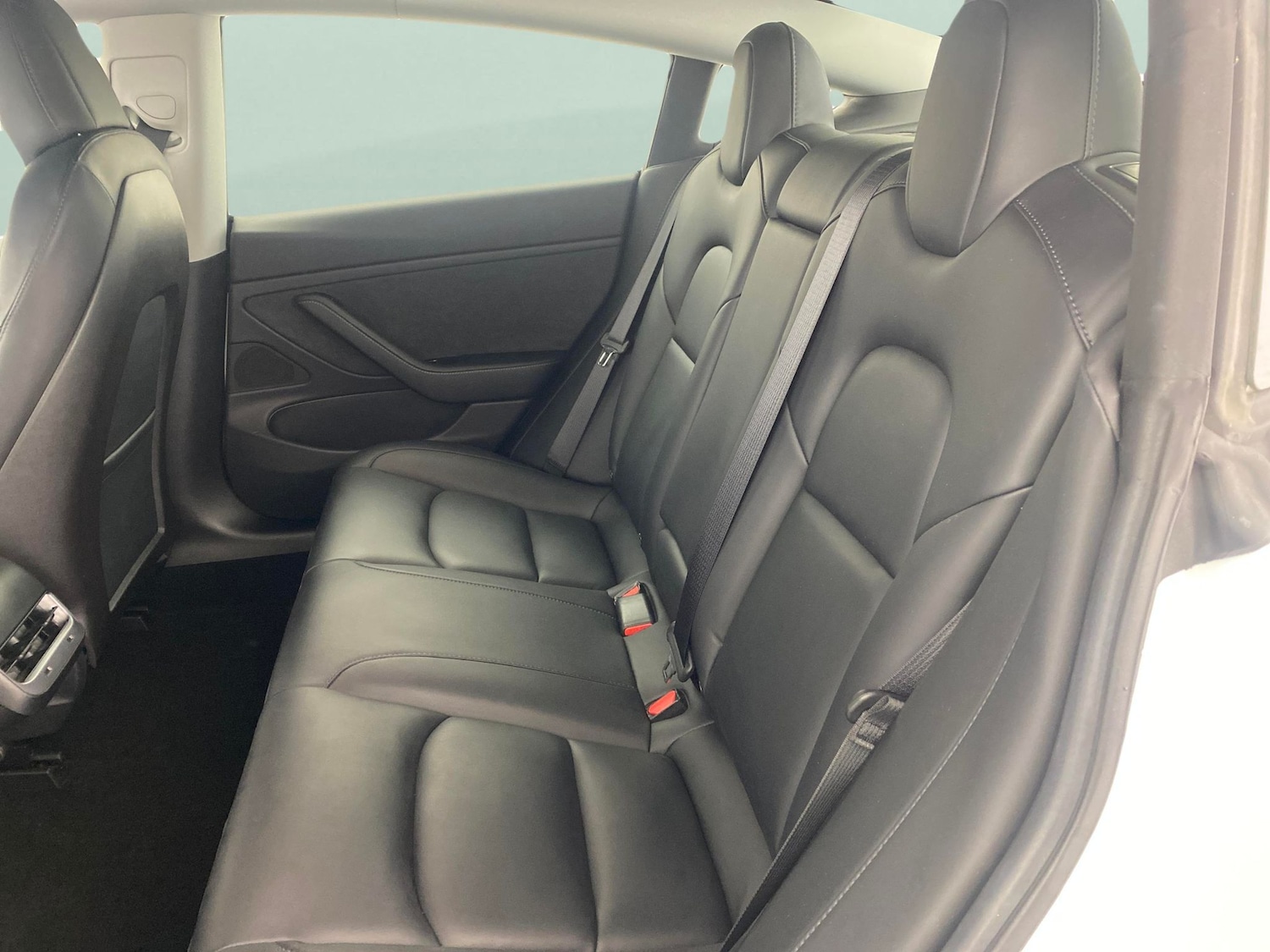 Used Tesla Model 3 2019 for sale - 76494261: Photo 27