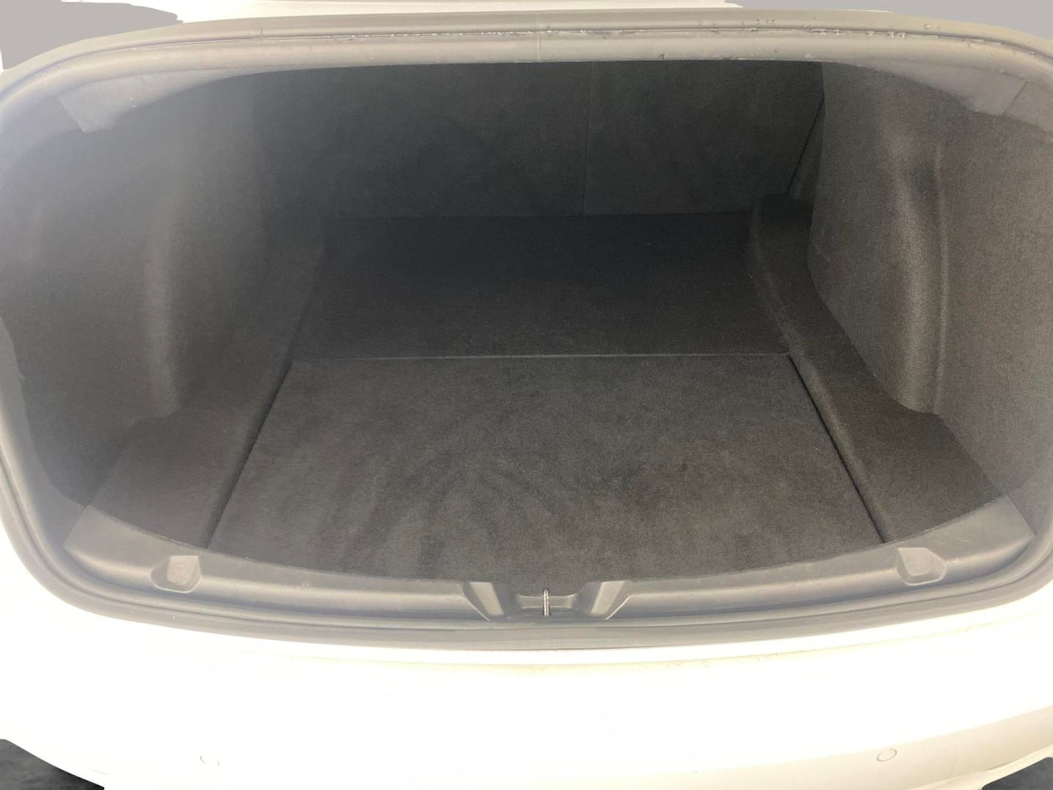 Used Tesla Model 3 2019 for sale - 76494261: Photo 8