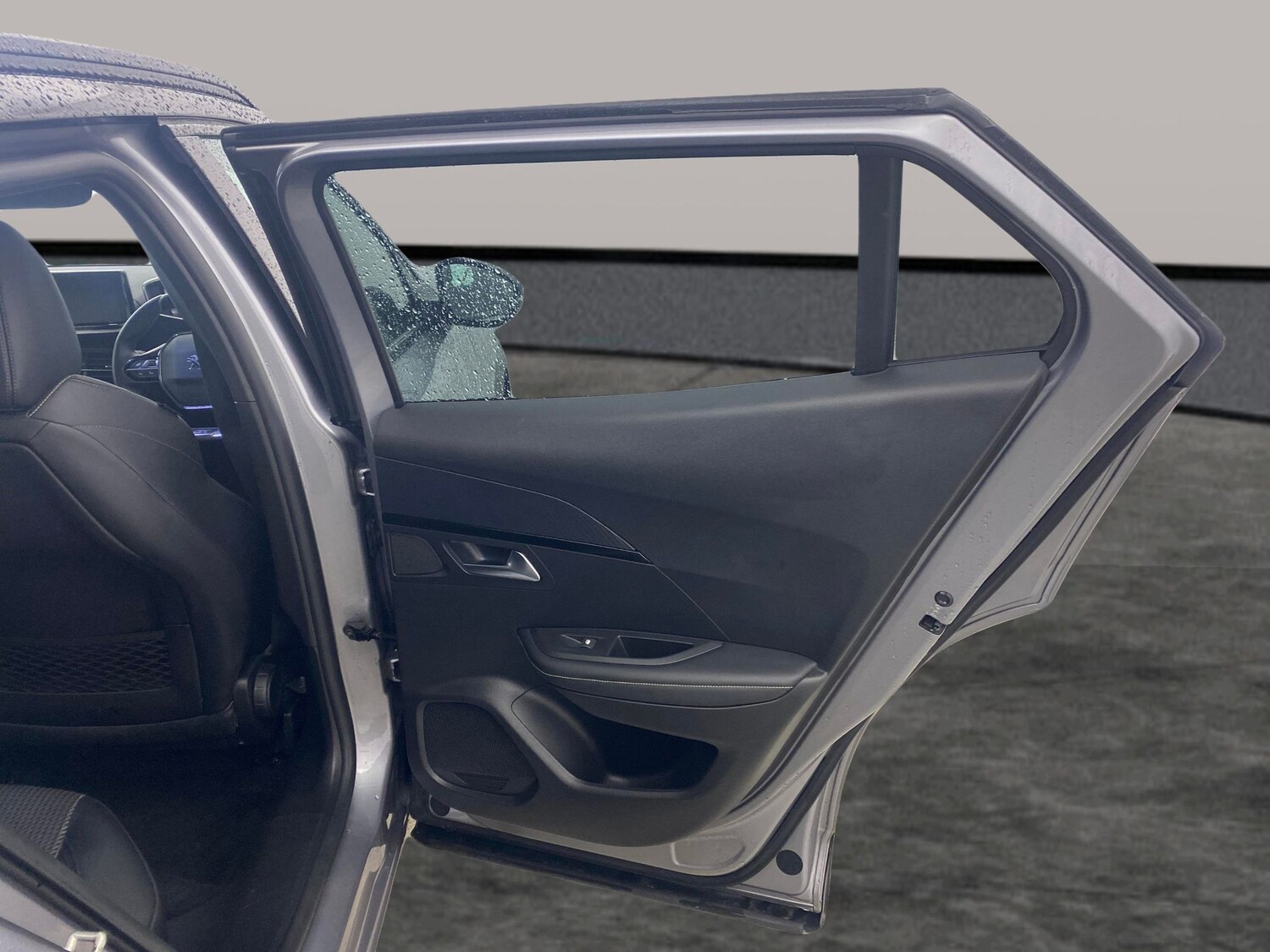 Used Peugeot E-2008 for sale - 77364962: Photo 28