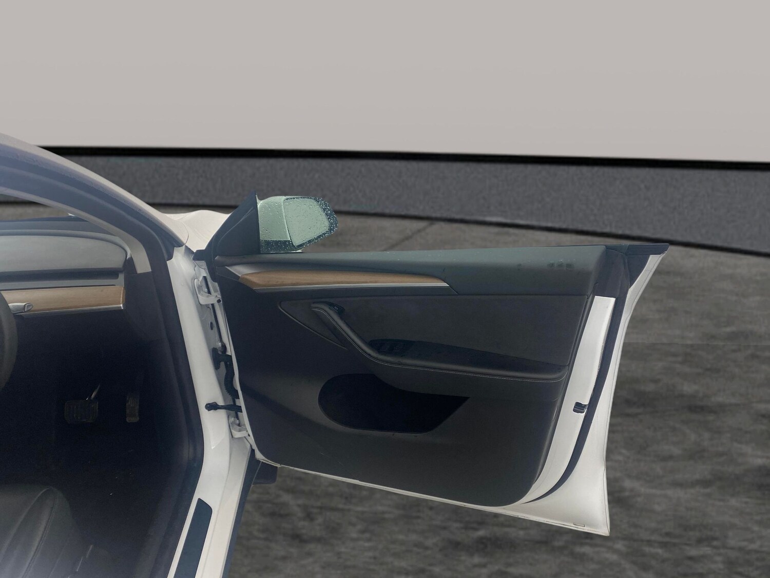 Used Tesla Model Y 2023 for sale - 77740423: Photo 26